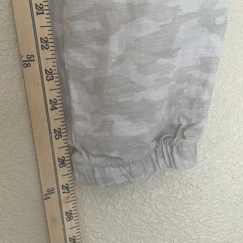 Athleta Cabo Tide Linen Jogger Pants Travel Zip Pockets NWOT camo print